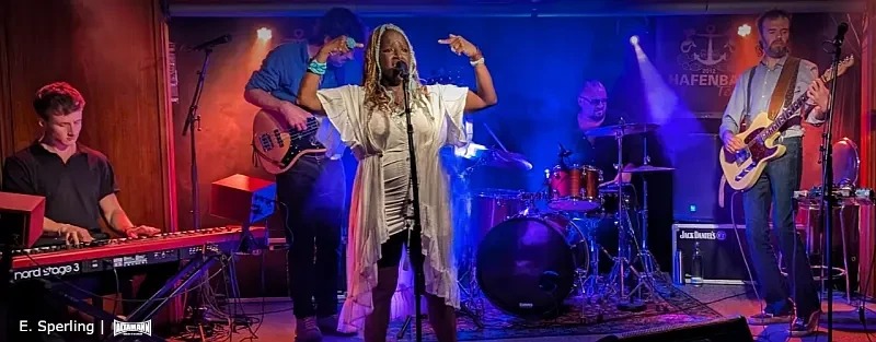 Soul Thrivers Live at Hafenbar